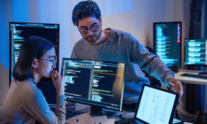 Crowdtesting vs. In-House QA: Why Market Leaders Choose a Hybrid Strategy