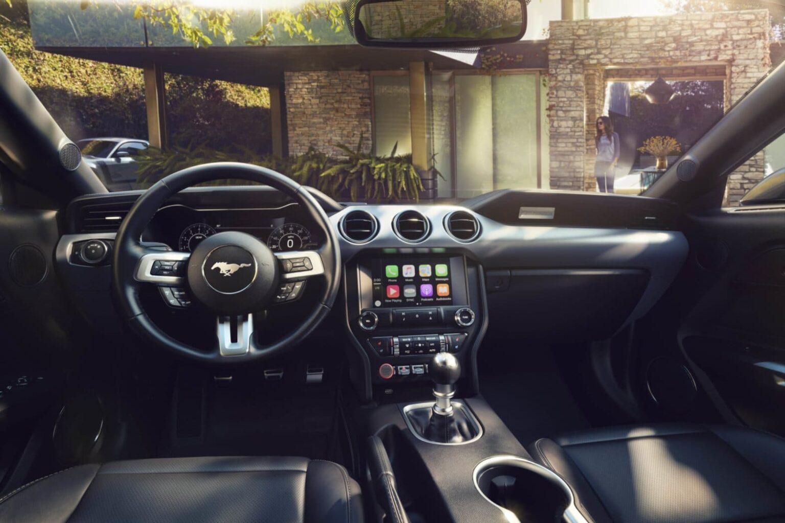 Blog - Connected Cars Aim to Turn Commuting Hours into Digital Consumption Hours