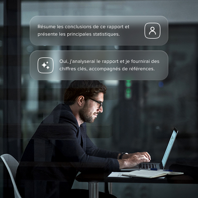 Man using AI - FR Testeur utilisant un système d'IA générative pour s'assurer qu'il fonctionne comme prévu.