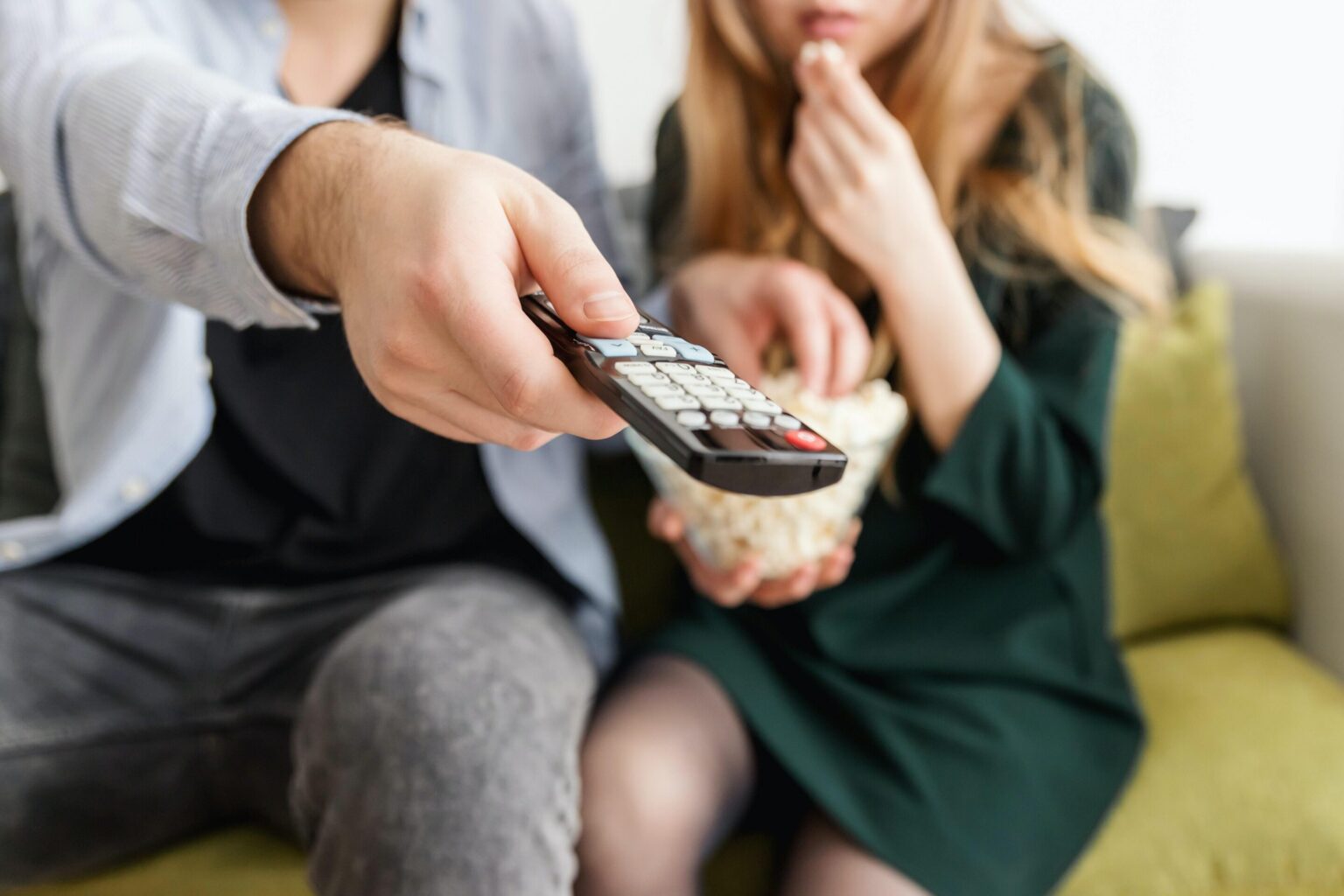 Blog - How to Make a SVOD/AVOD Hybrid Model Work Blog - How to Make a SVOD/AVOD Hybrid Model Work