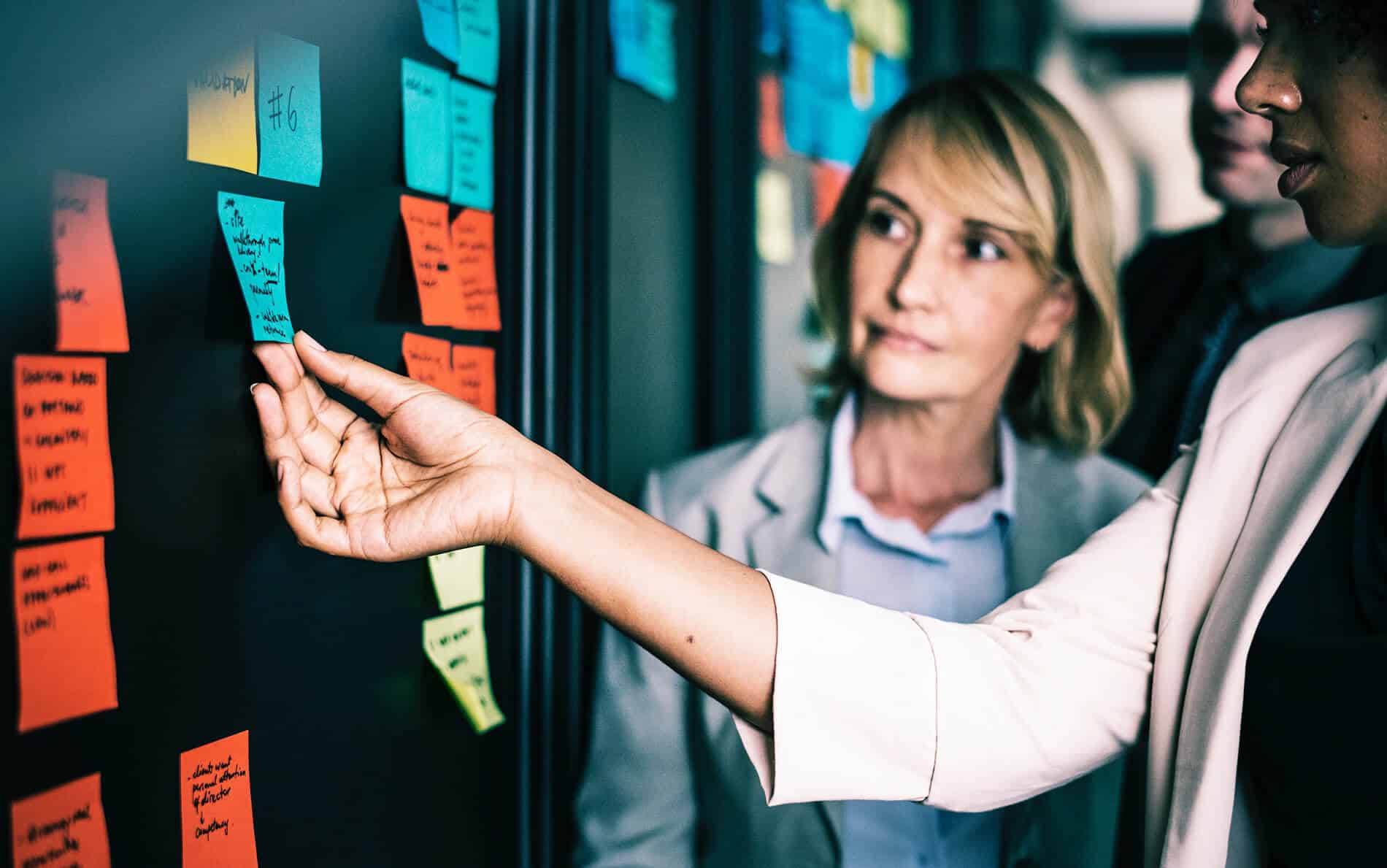 Blog - Wie agile Entwicklungsmethoden in großen Unternehmen skalieren